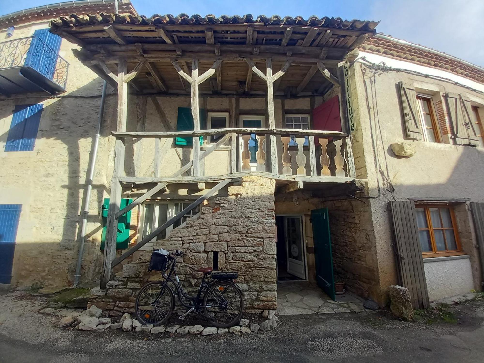 Maison Medievale Avec Jardin Dans Charmant Village Vers  Экстерьер фото
